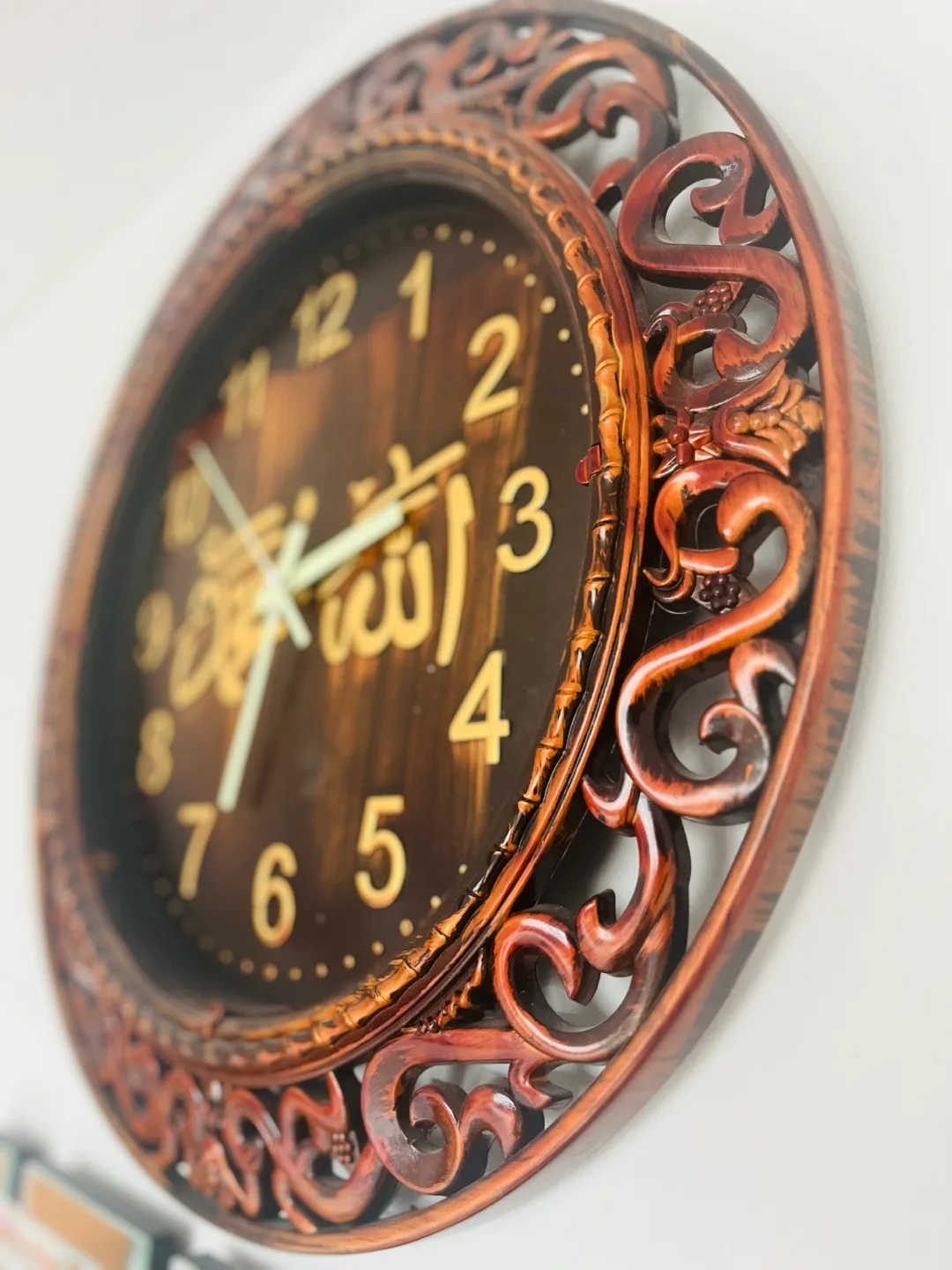 Unique Islamic Wall Clock with Intricate Wooden Frame image indicator(2)