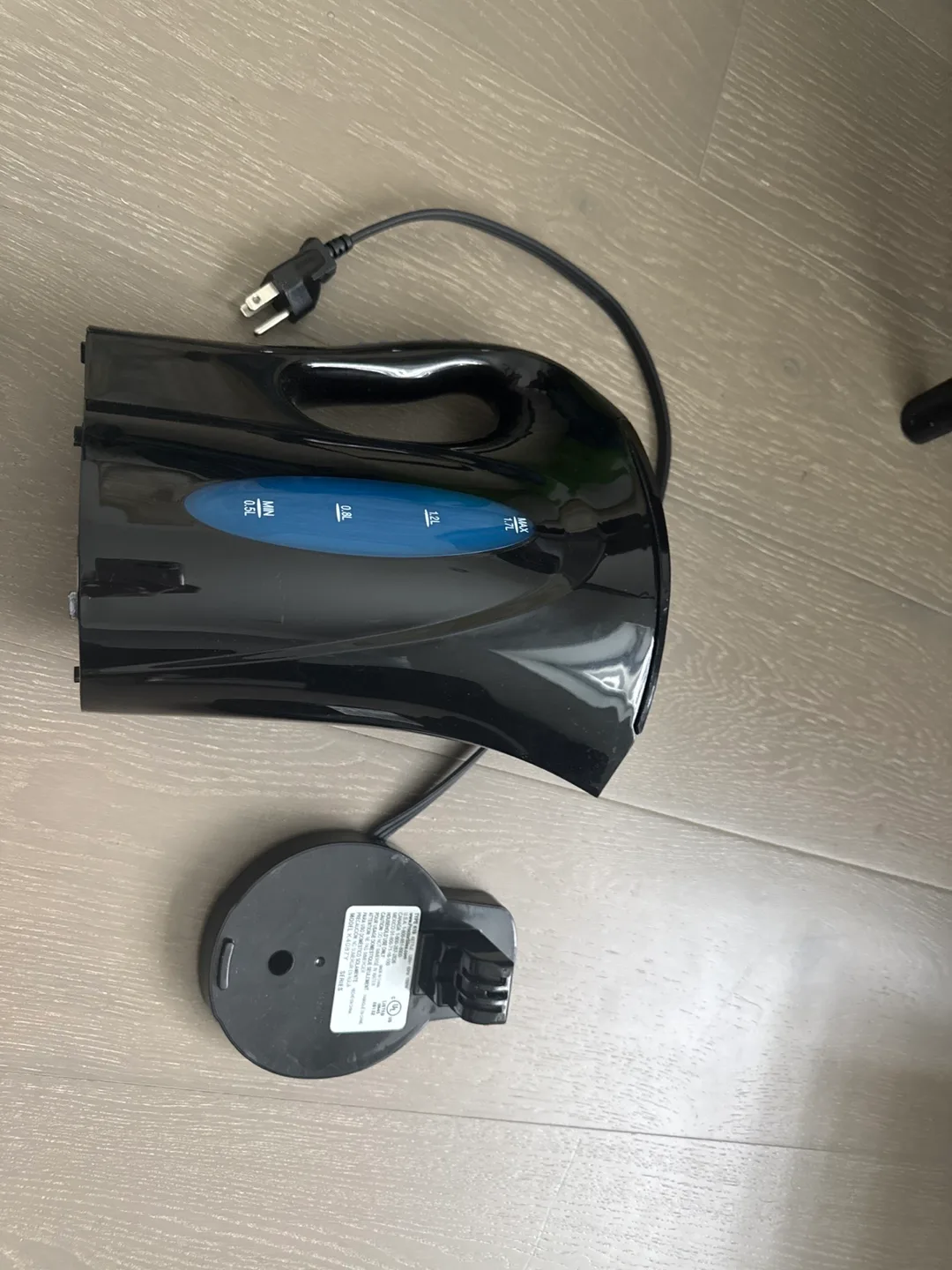 Black Electric Kettle thumbnail