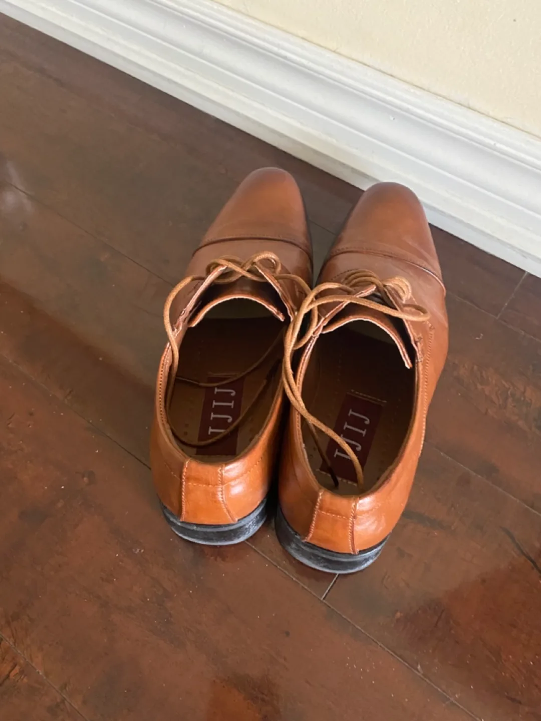 Men's Brown Leather Dress Shoes - Size 8 image indicator(4)