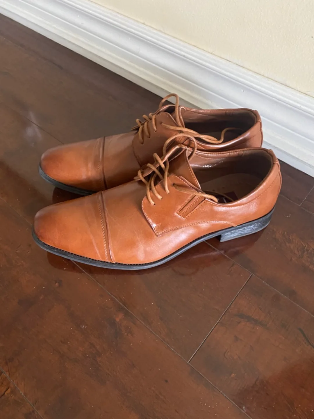 Men's Brown Leather Dress Shoes - Size 8 image indicator(2)