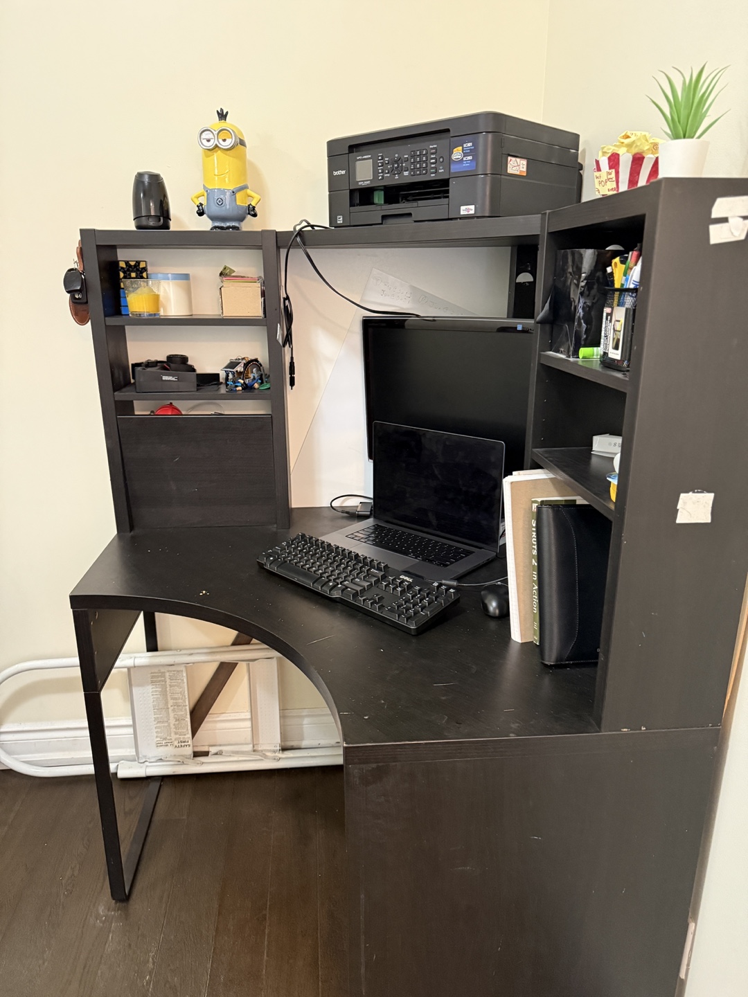 Corner Computer Desk + Gaming Chair with spare wheels - photo 2