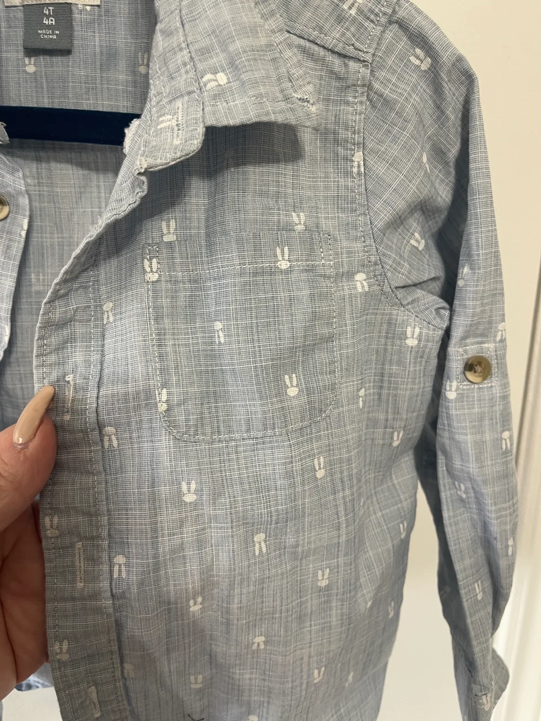 Old Navy Boy's Easter Bunny Shirt - Size 4T image indicator(2)