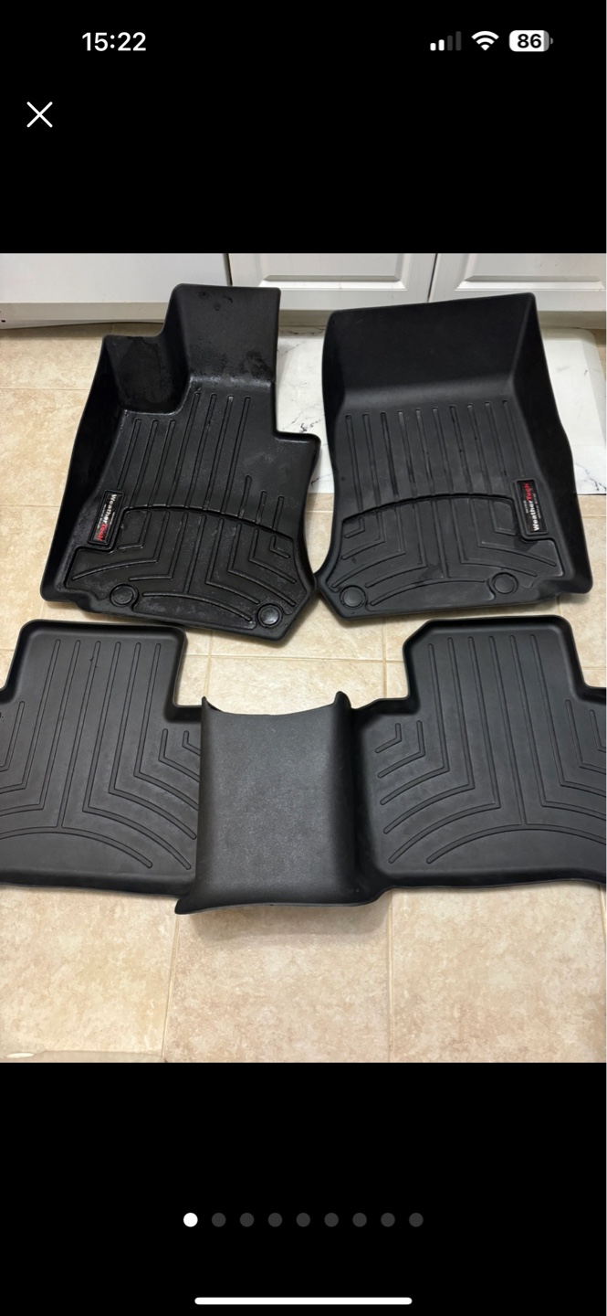 Mercedes-Benz GLE 300 Weathertech Floor Mats for Sale