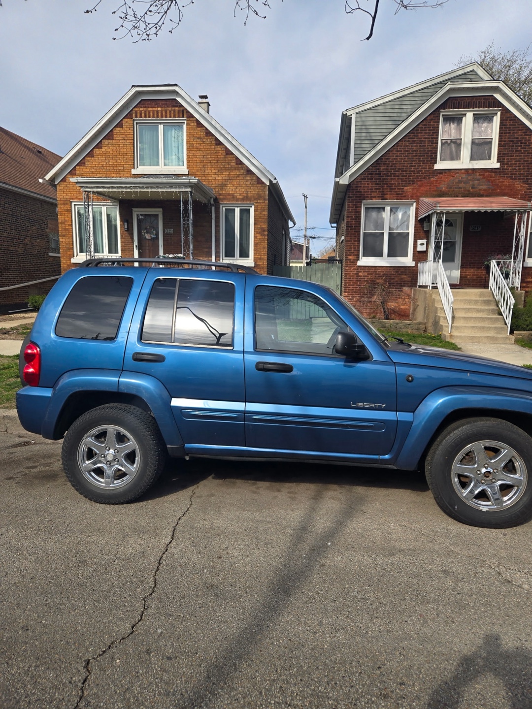 2004 Jeep Liberty SUV - photo 4