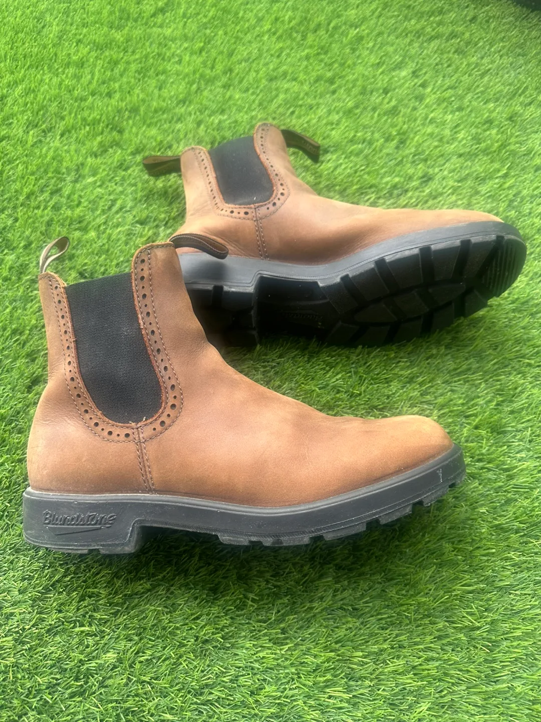 Blundstone Chelsea Boots - Brown Leather thumbnail