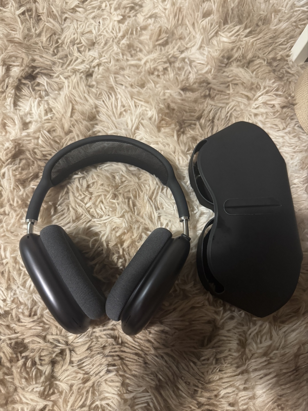 Apple AirPods Max Headphones - Space Grey