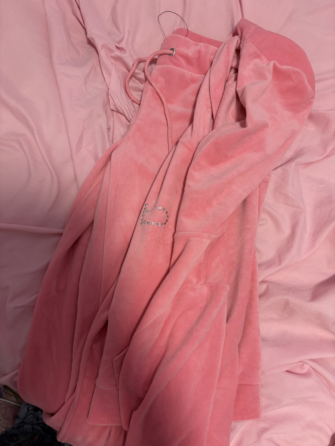 Bebe Pink Velour Tracksuit - photo 3