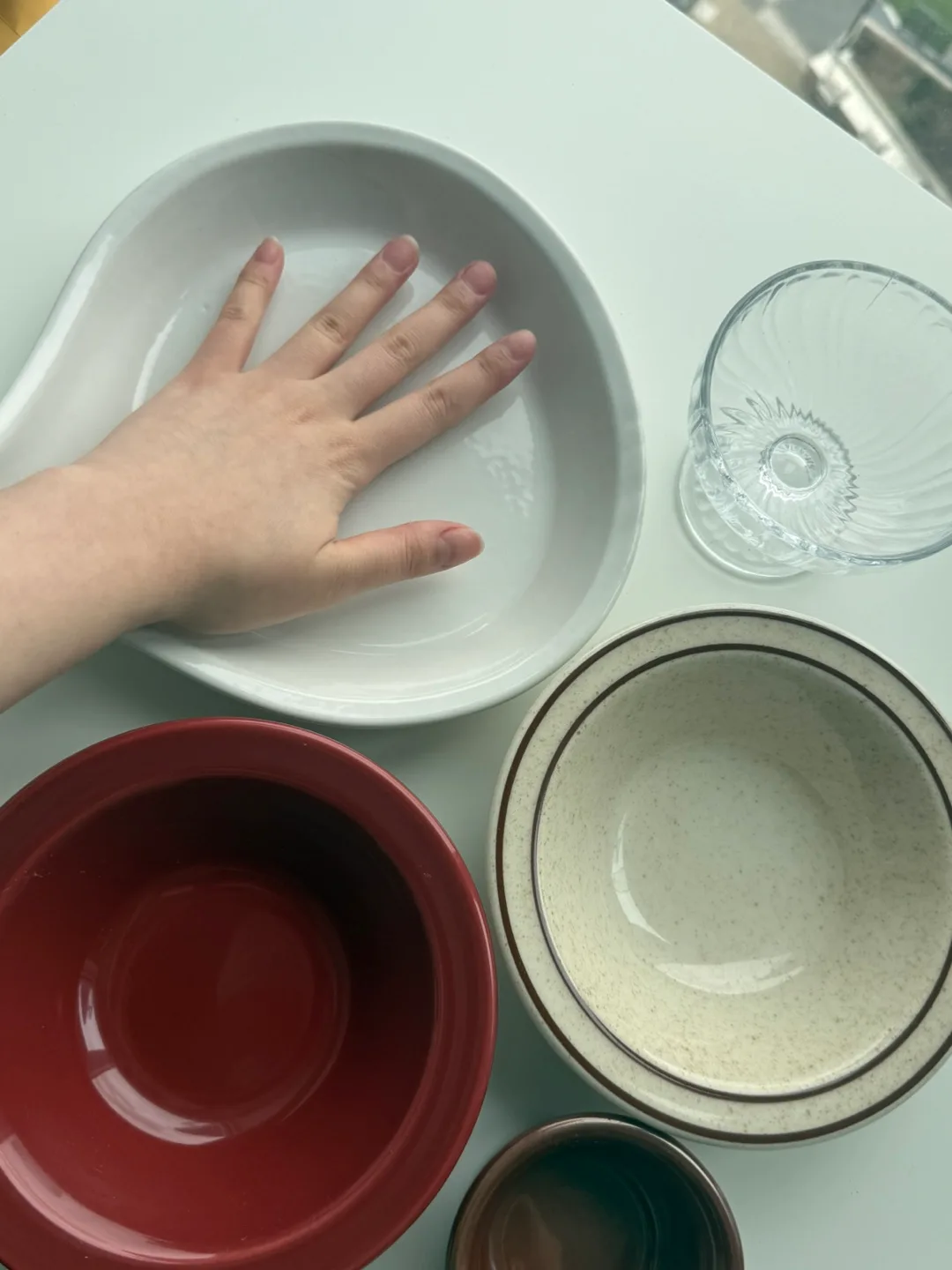 Vintage Dishware Set - Plate, Bowls & Glass image indicator(4)