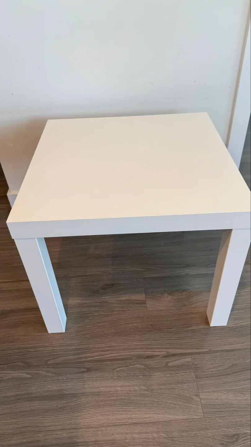 White Small Square Table image indicator(2)