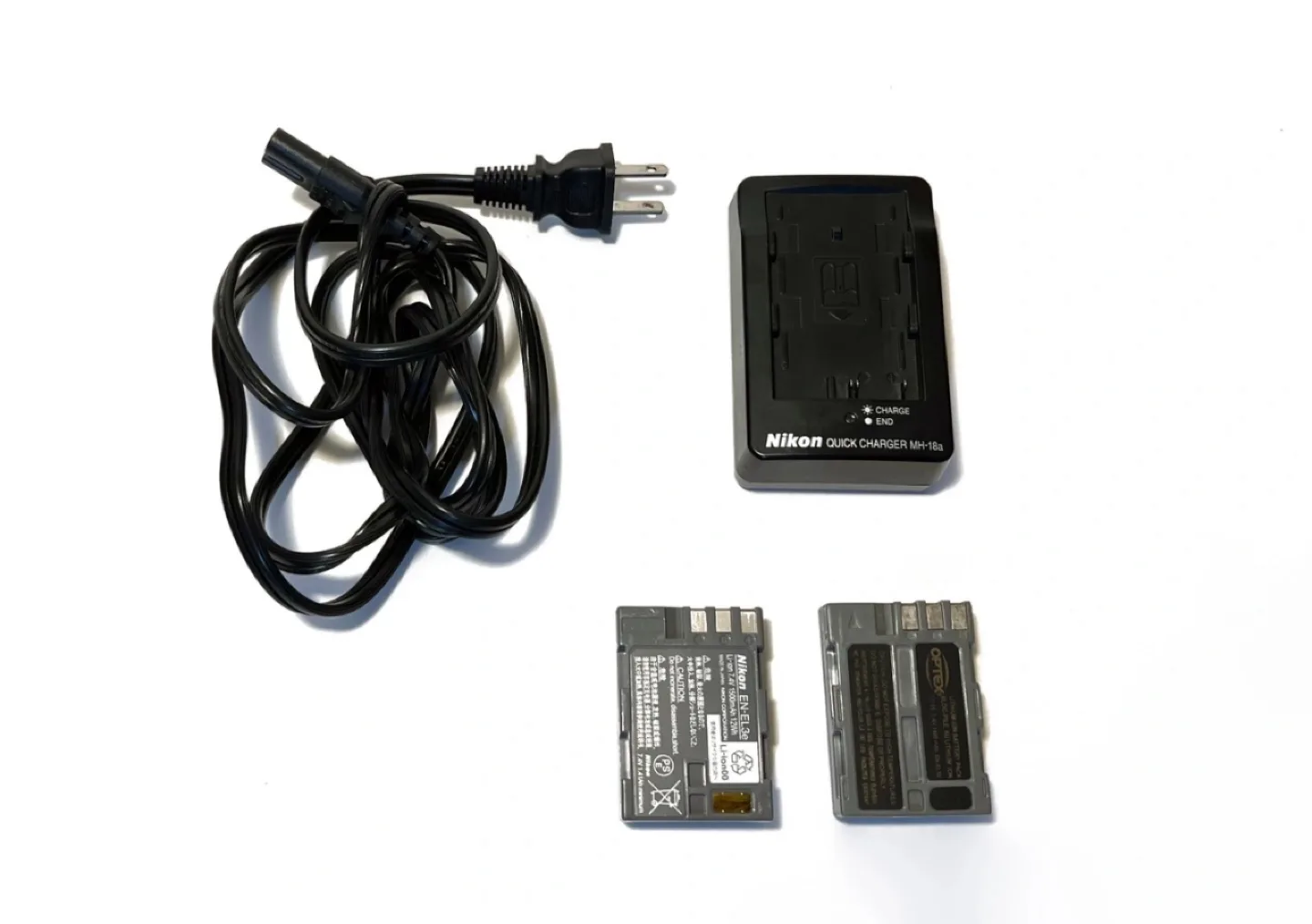 Nikon D90 Camera Set w/ 2 Nikon and 1 Olympus Zuiko lens image indicator(9)