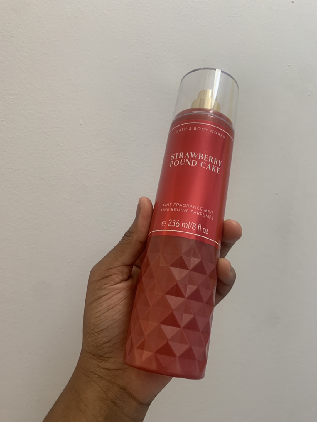 Bath & Body Works Strawberry Pound Cake Fine Fragrance Mist