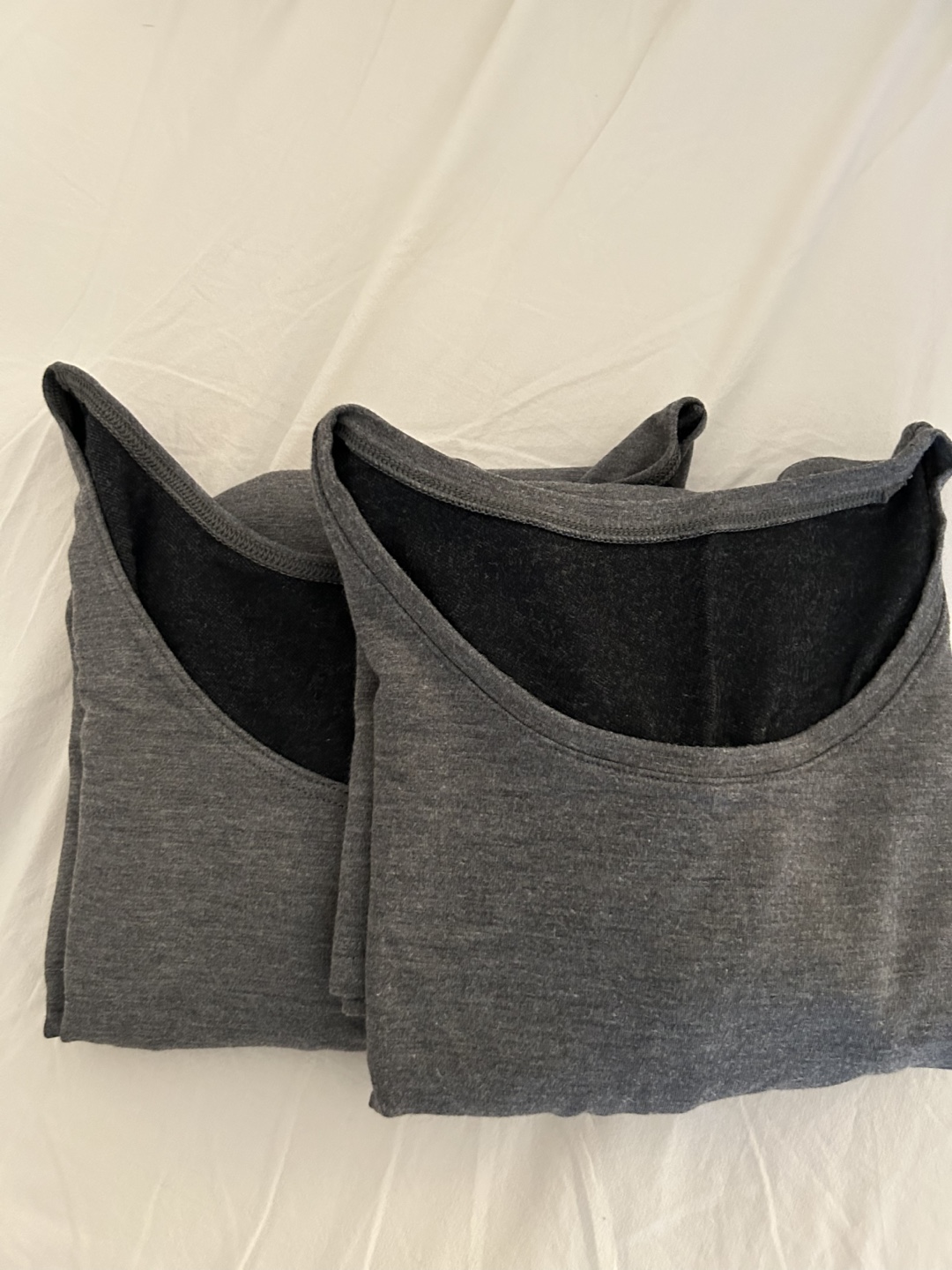 2 Women's UNIQLO long sleeves heattech extra warm