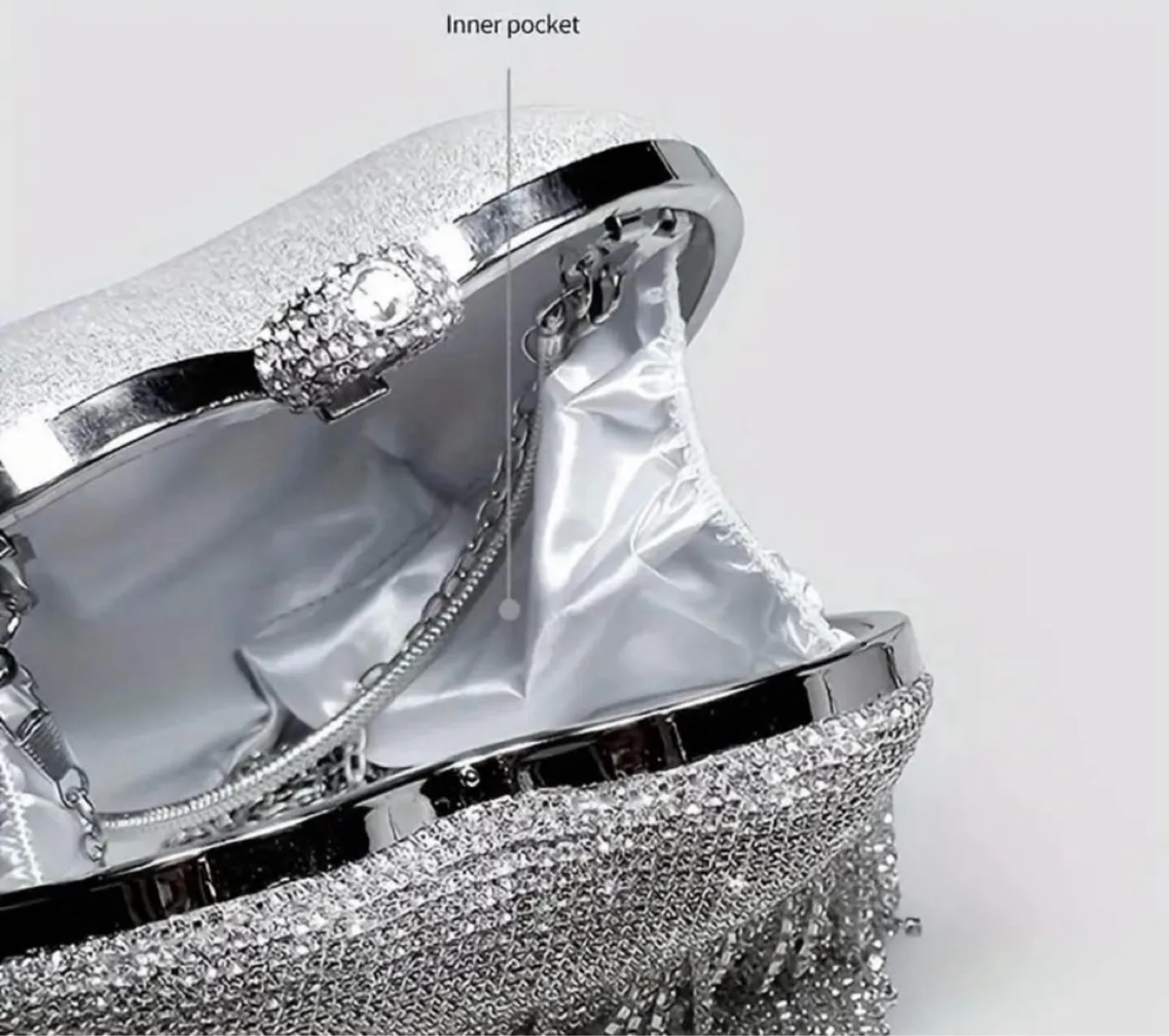 Rhinestone Heart-Shaped Clutch Bag with Fringe image indicator(2)