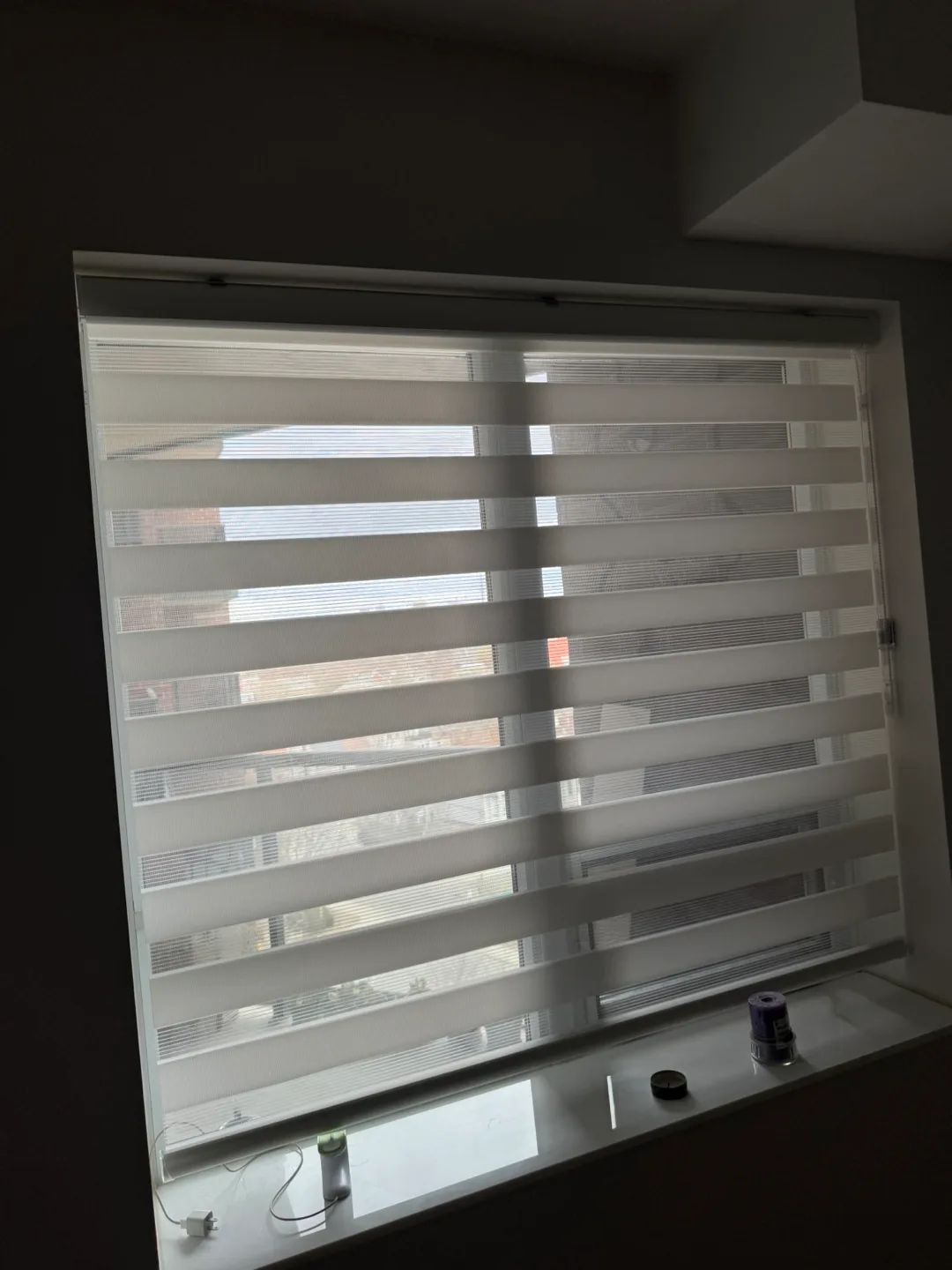 Zebra blinds - White with adjustable wand. thumbnail