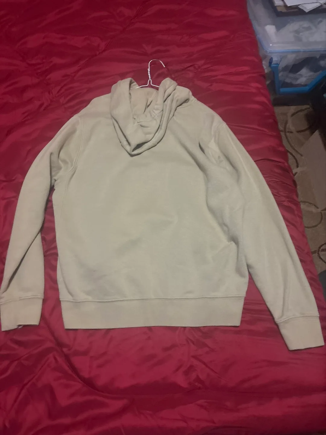 Nike Men's Beige Pullover Hoodie image indicator(2)