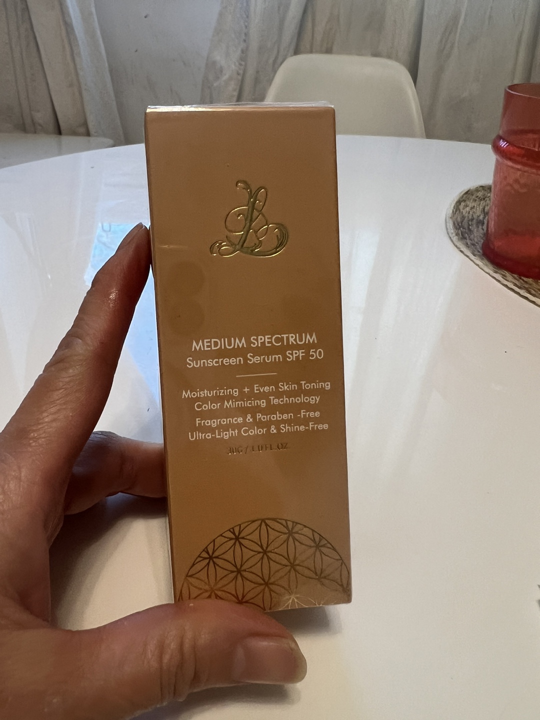 💚 La Bella Figura Medium Spectrum Sunscreen Serum SPF 50