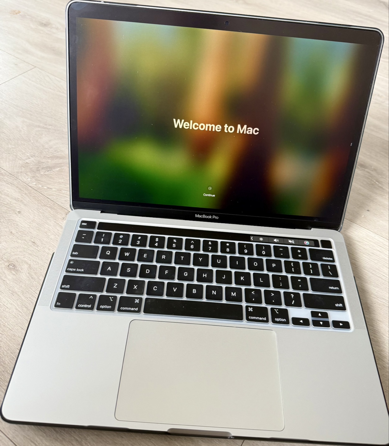 MacBook Pro M1 2020 with Original Charger