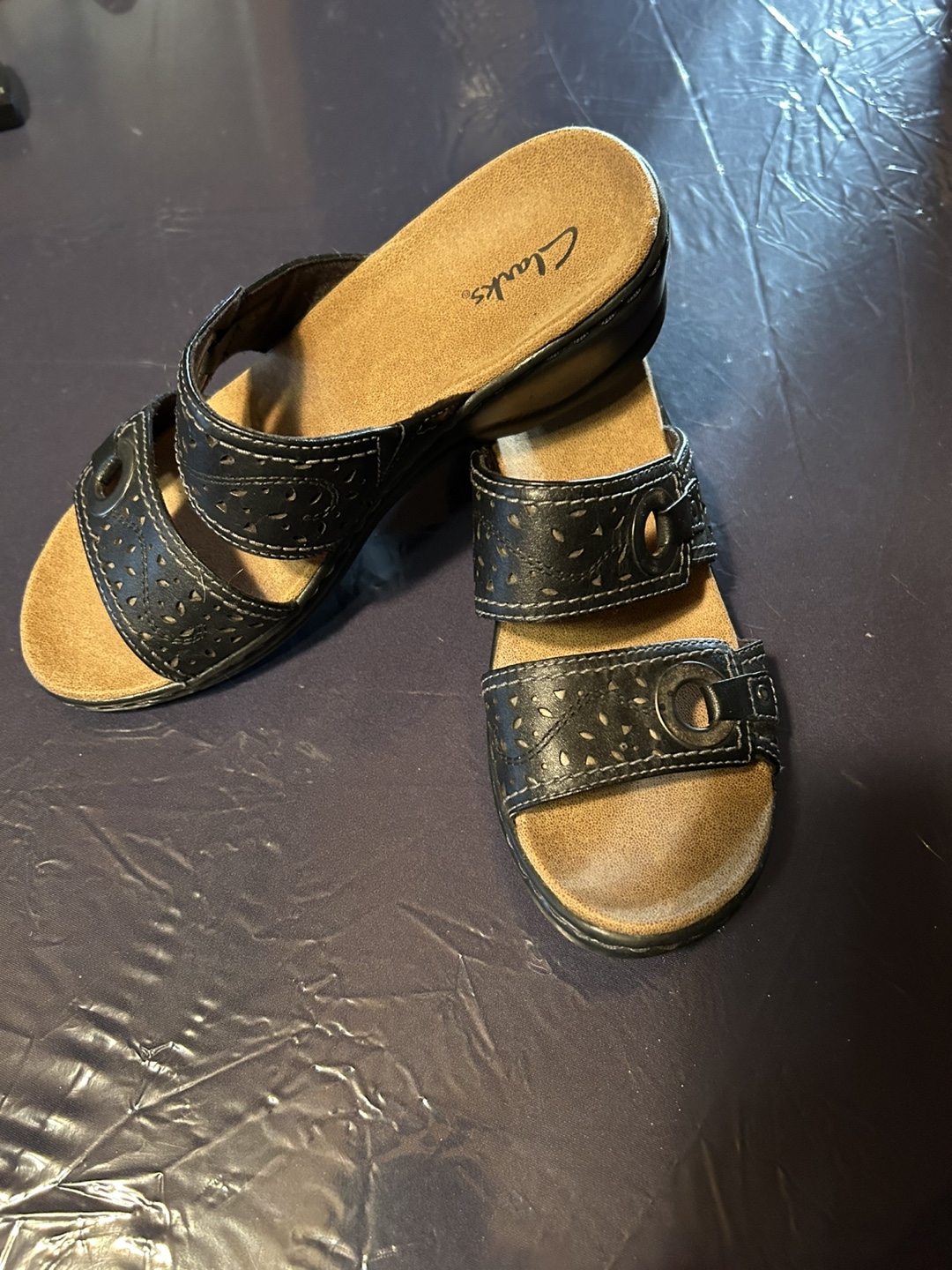 Clarks Women's Black Leather Sandals - photo 2