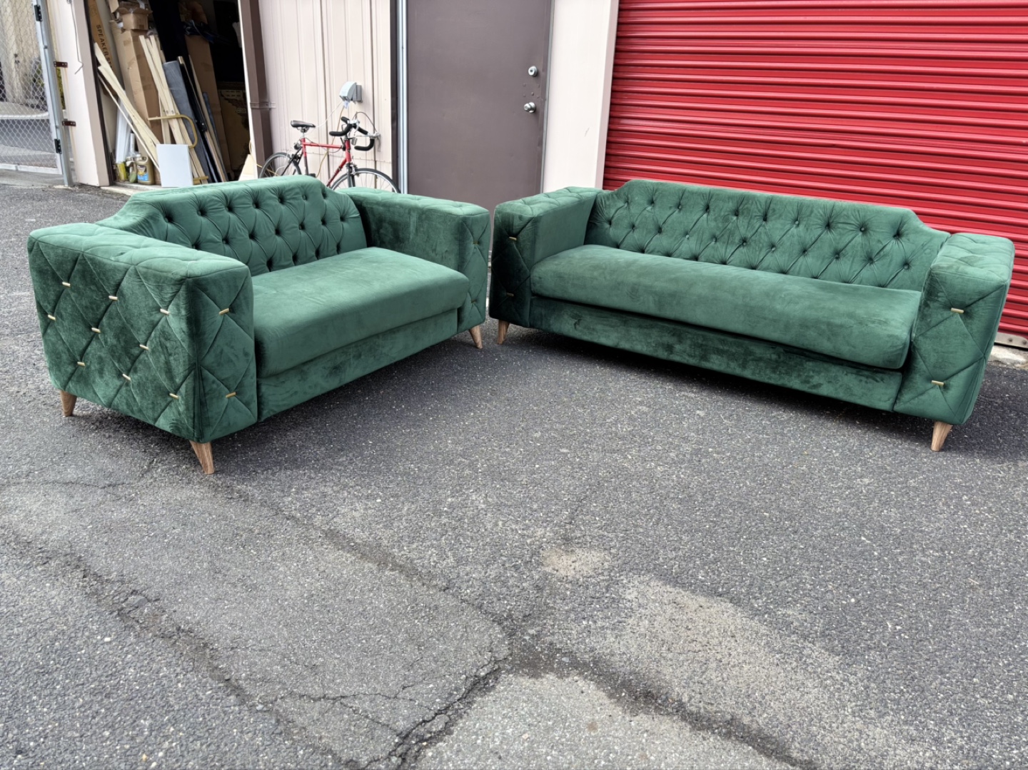 Dark Green Velvet Loveseat and Sofa Set