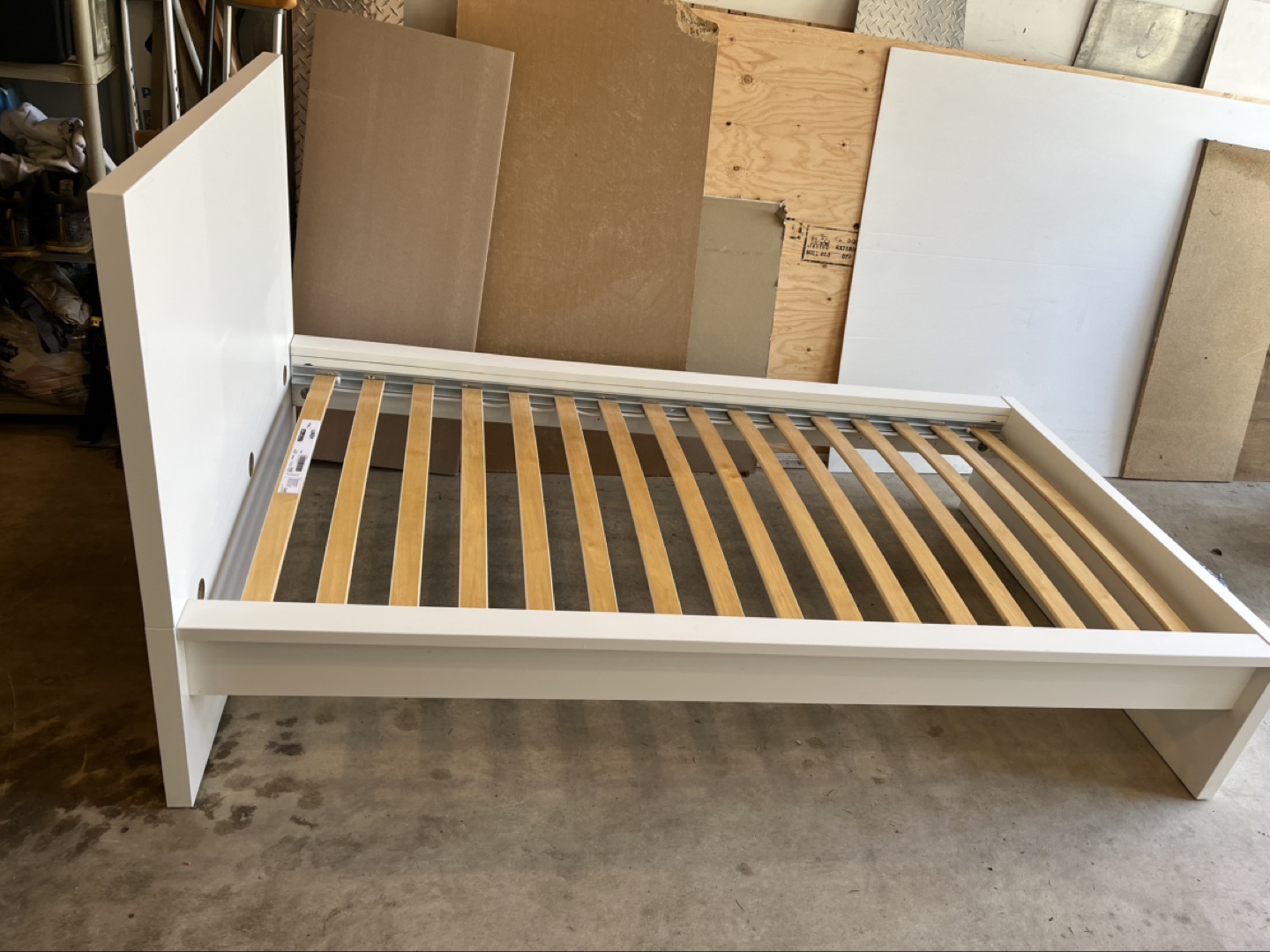 IKEA MALM Twin Bed Frame - White - photo 4