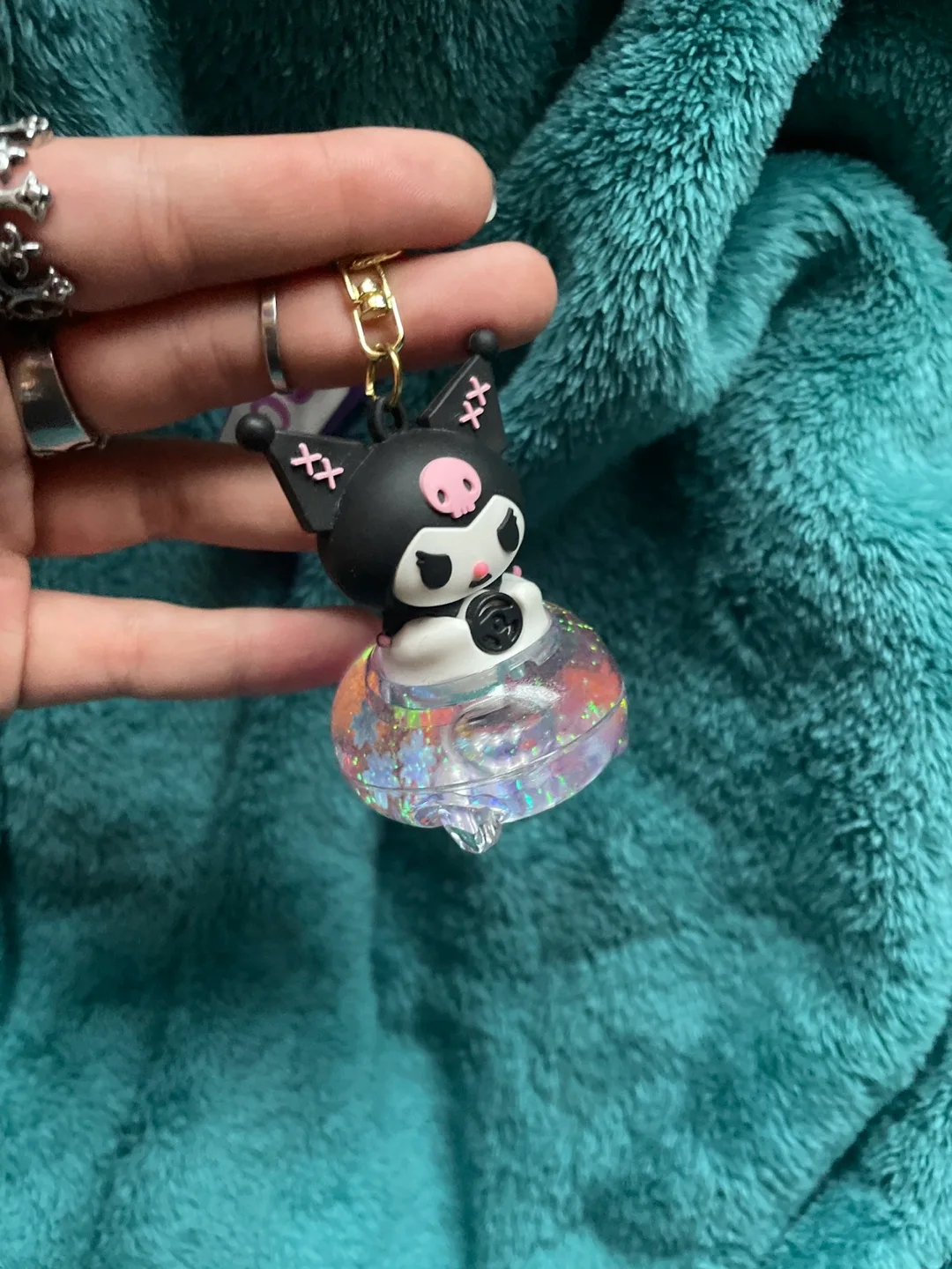 Kuromi Shaker Keychain image indicator(2)