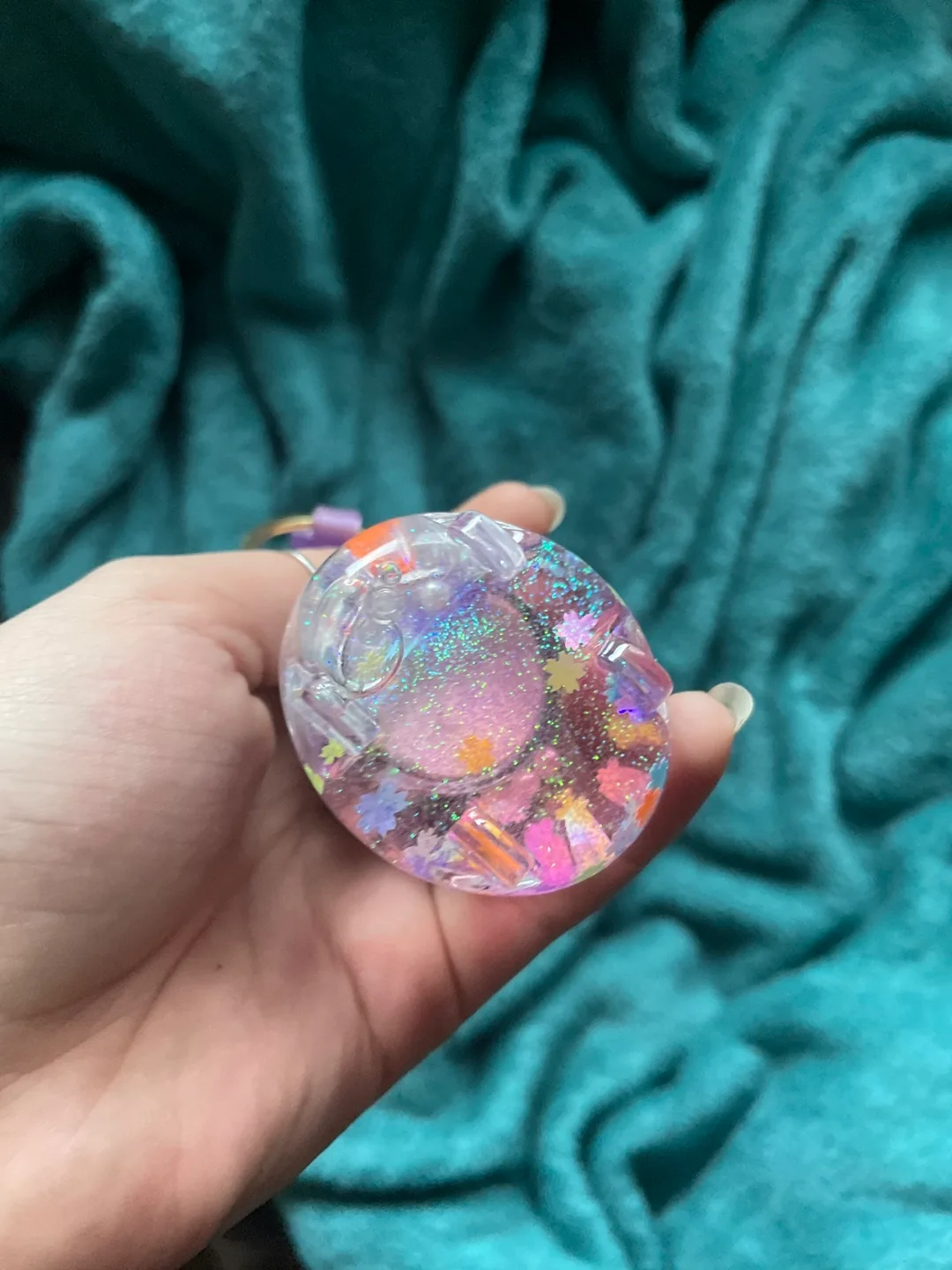 Kuromi Shaker Keychain image indicator(4)