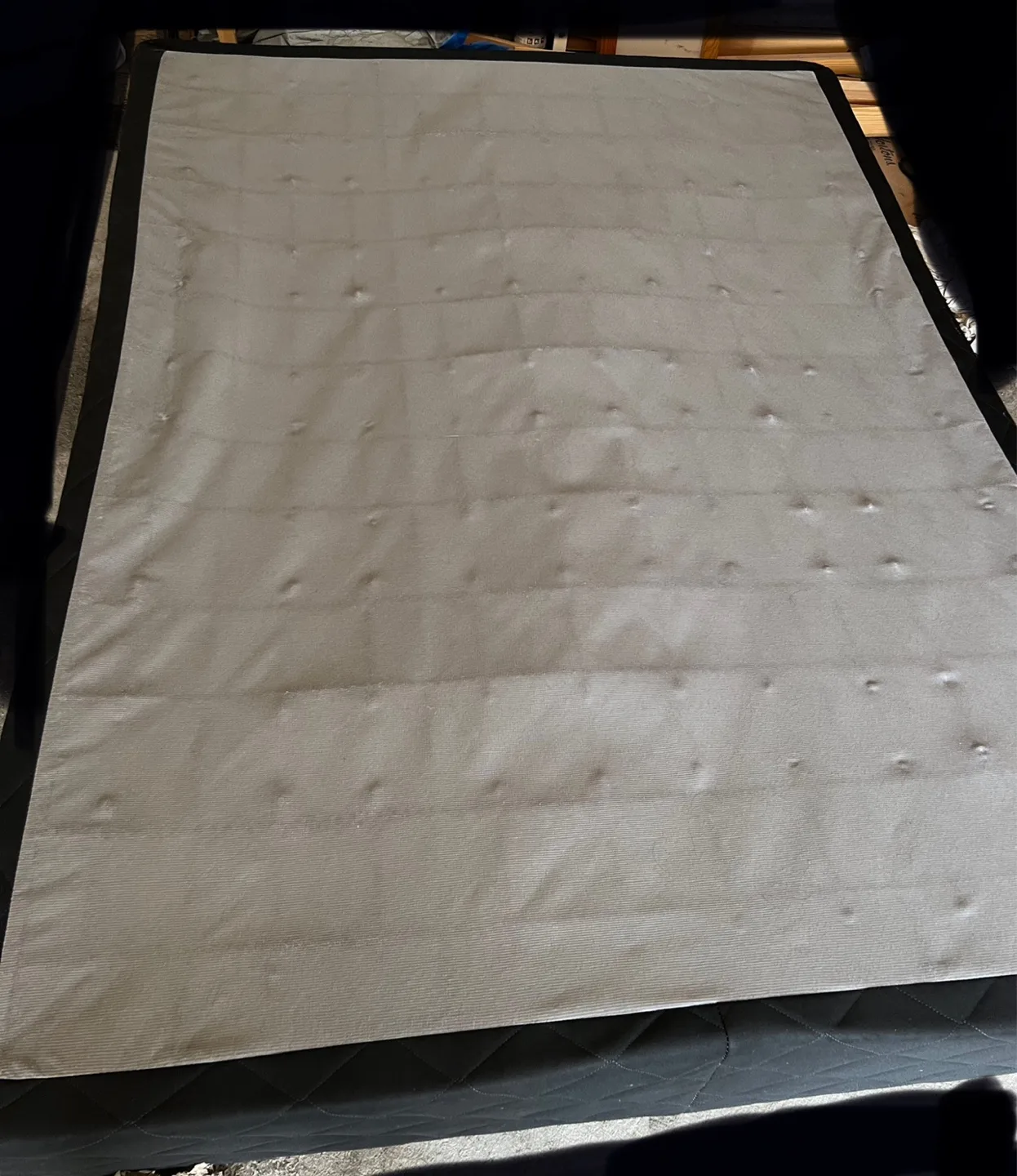 Queen Size Bed Box image indicator(2)