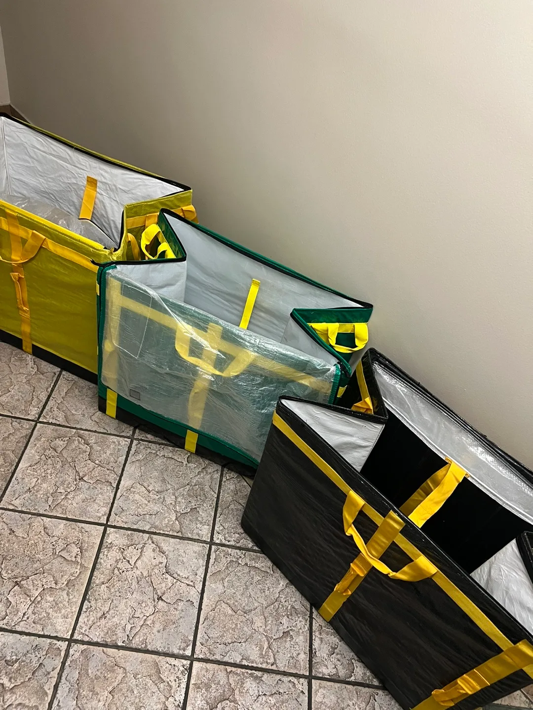 Pickup today Three Reusable Moving/Storage Bags image indicator(2)