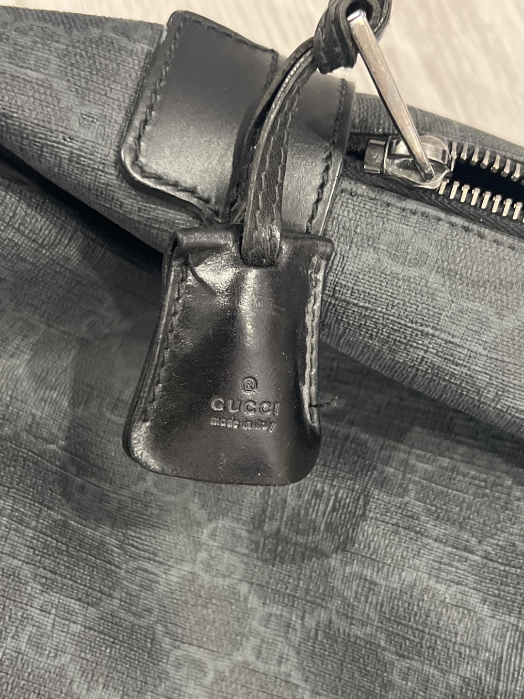Gucci GG Supreme Monogram Travel Bag - photo 2
