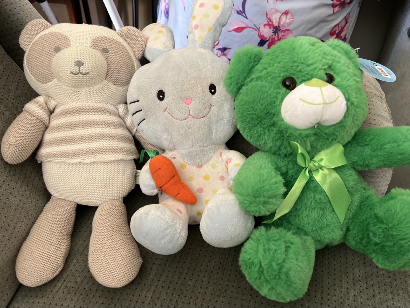 Adorable Set of 3 Plush Toys: Raccoon, Bunny, and Bear!