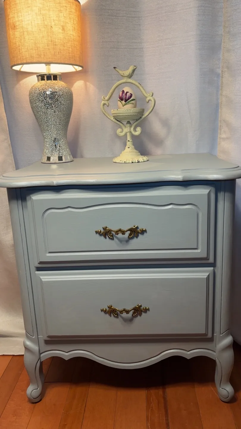 French-Style Nightstand with Floral Detail image indicator(5)