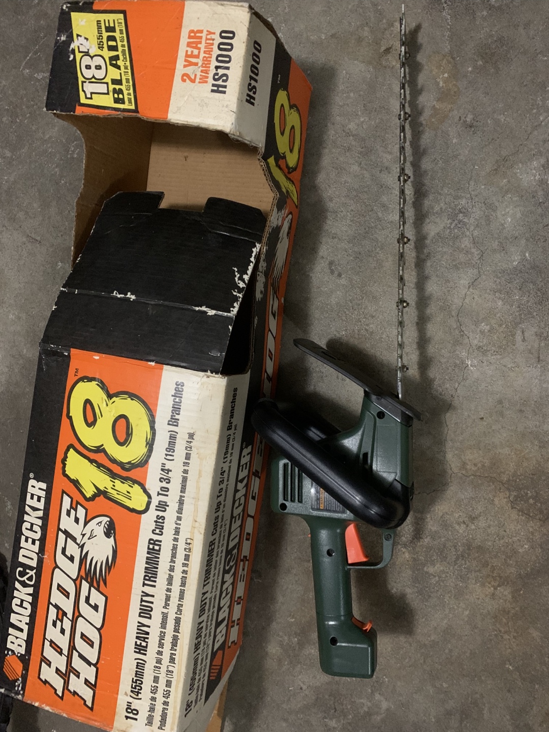Black & Decker Hedge Hog 18" Electric Hedge Trimmer - photo 4