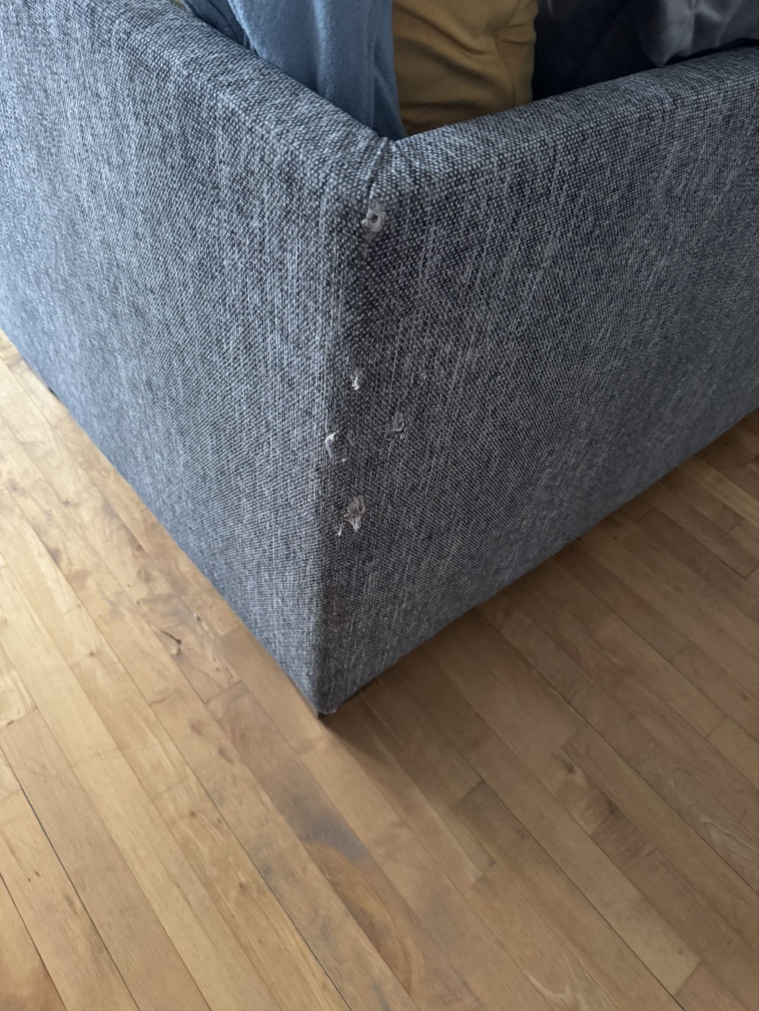 Rooms to Go- Gray Microfiber Sectional Sofa - photo 4
