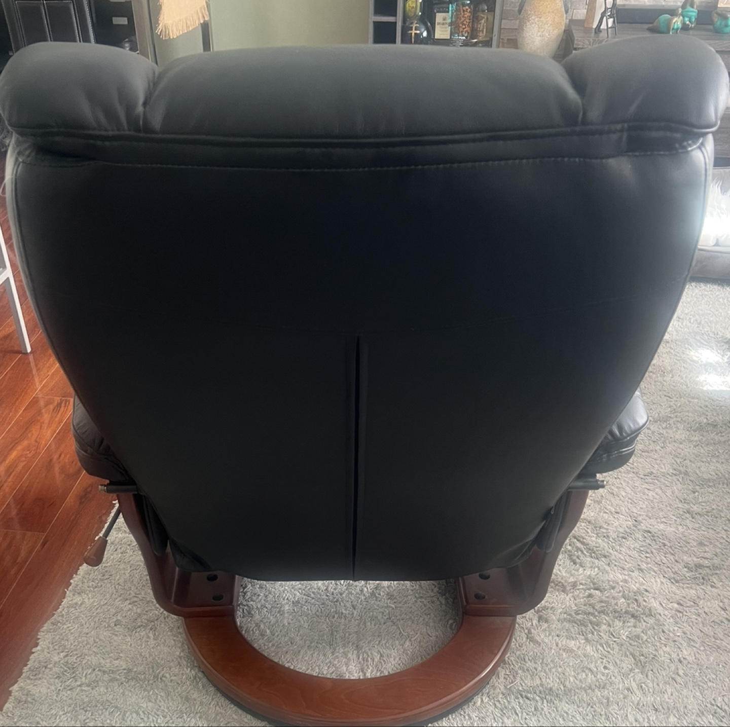 Black Leather Recliner - photo 4