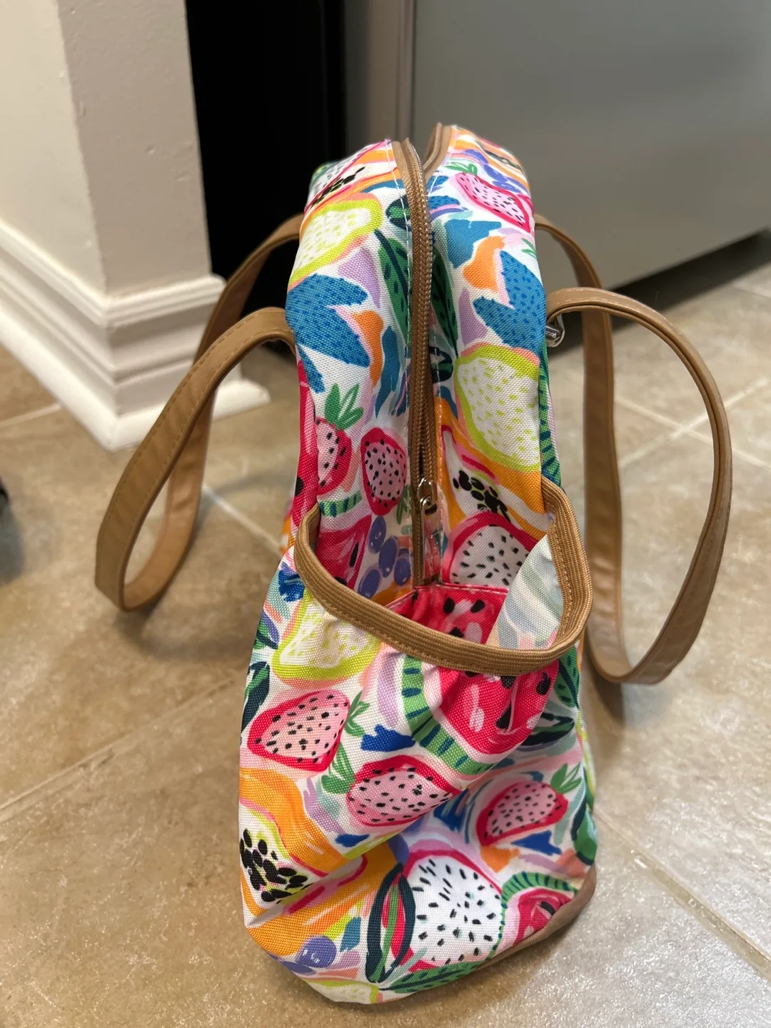 Fit + Fresh Fruit Print Lunch Bag image indicator(2)