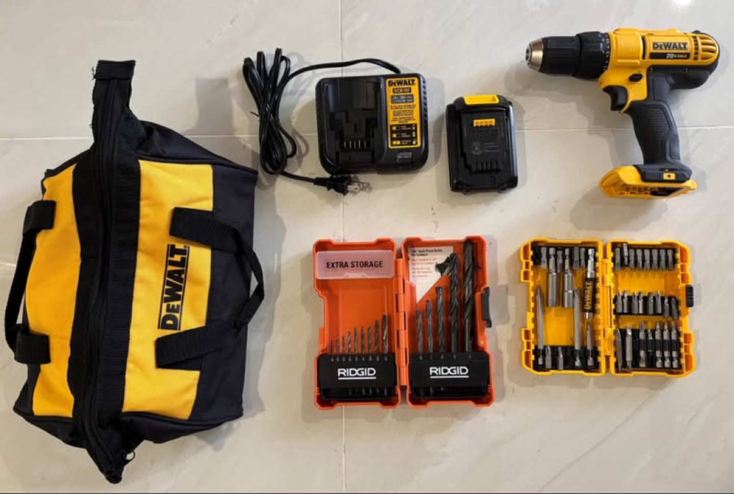 Dewalt 20V Max Cordless Drill Kit with Extra Bits & Drill bits - photo 2