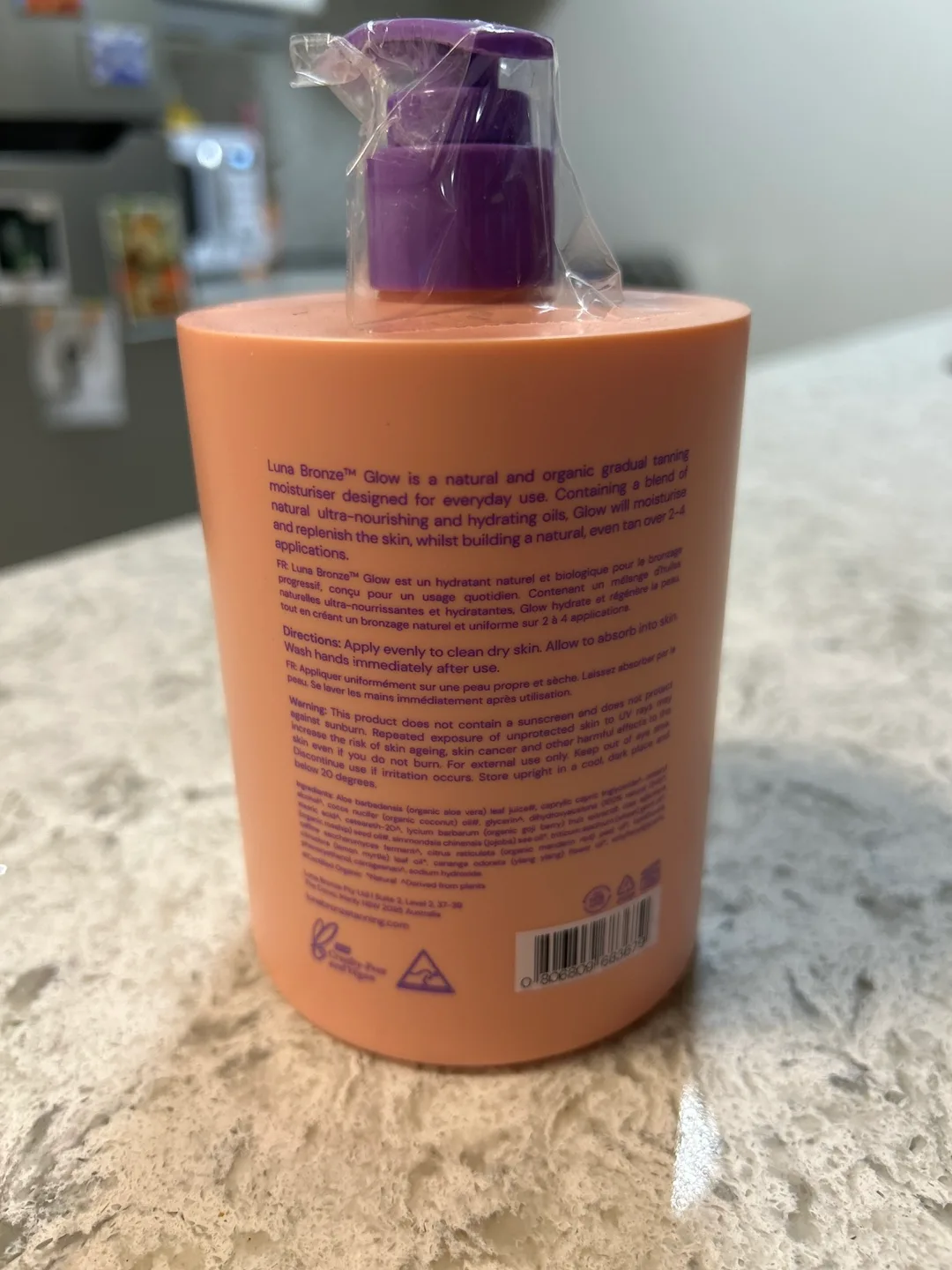 Luna Bronze Glow Tanning Moisturiser 500ml image indicator(2)