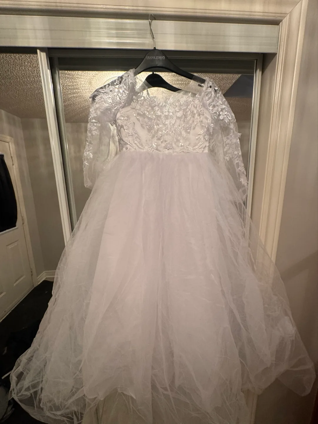 Girls White Flower Girl Dress Size 7-8 image indicator(3)