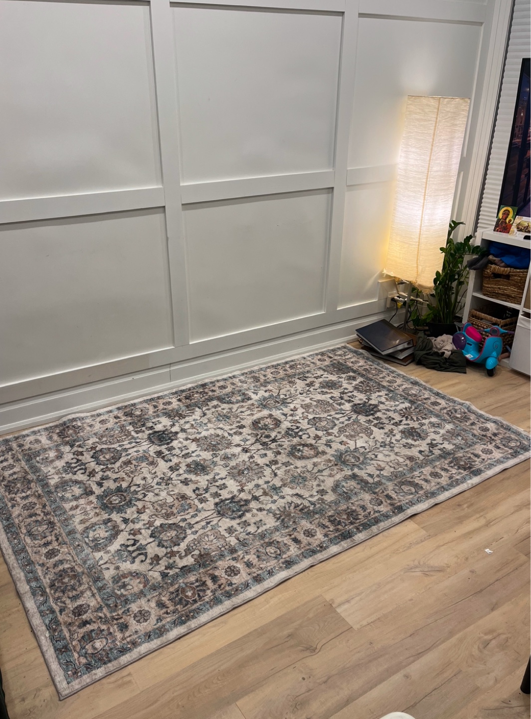 Elegant Area Rug - Beige, Teal, Brown