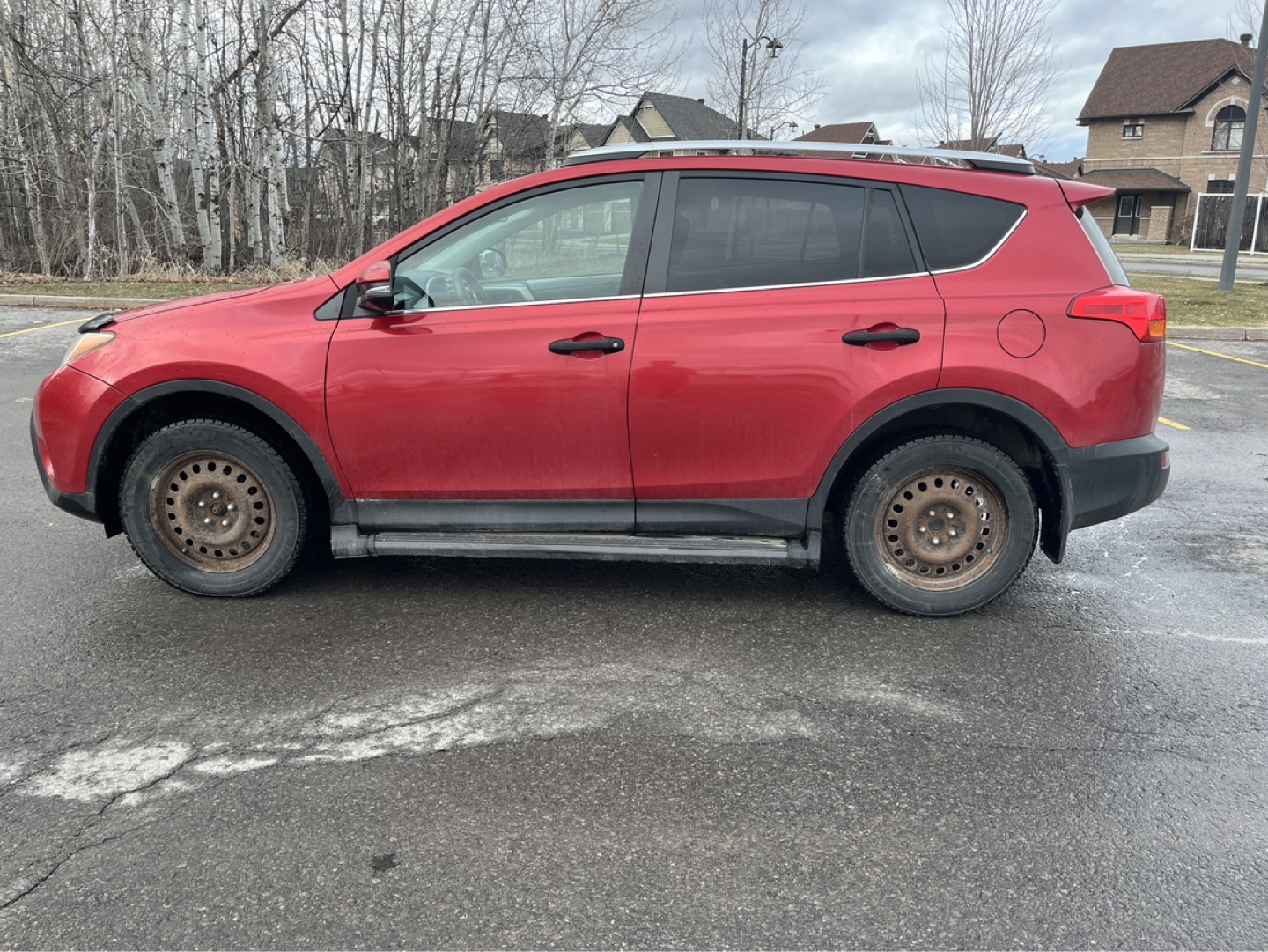 2013 Toyota RAV4 - photo 4