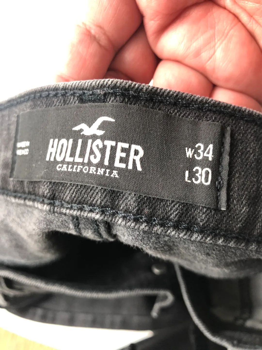 Hollister California Skinny Epic Flex Jeans - Size 34x30 image indicator(3)
