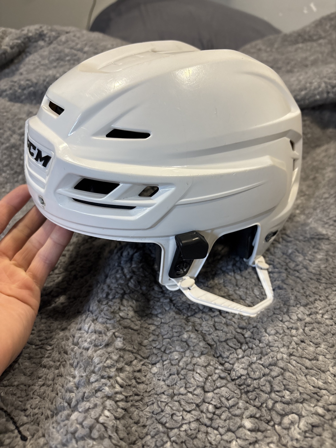 CCM HTacks 710 Ice Hockey Helmet - Size Large - photo 2