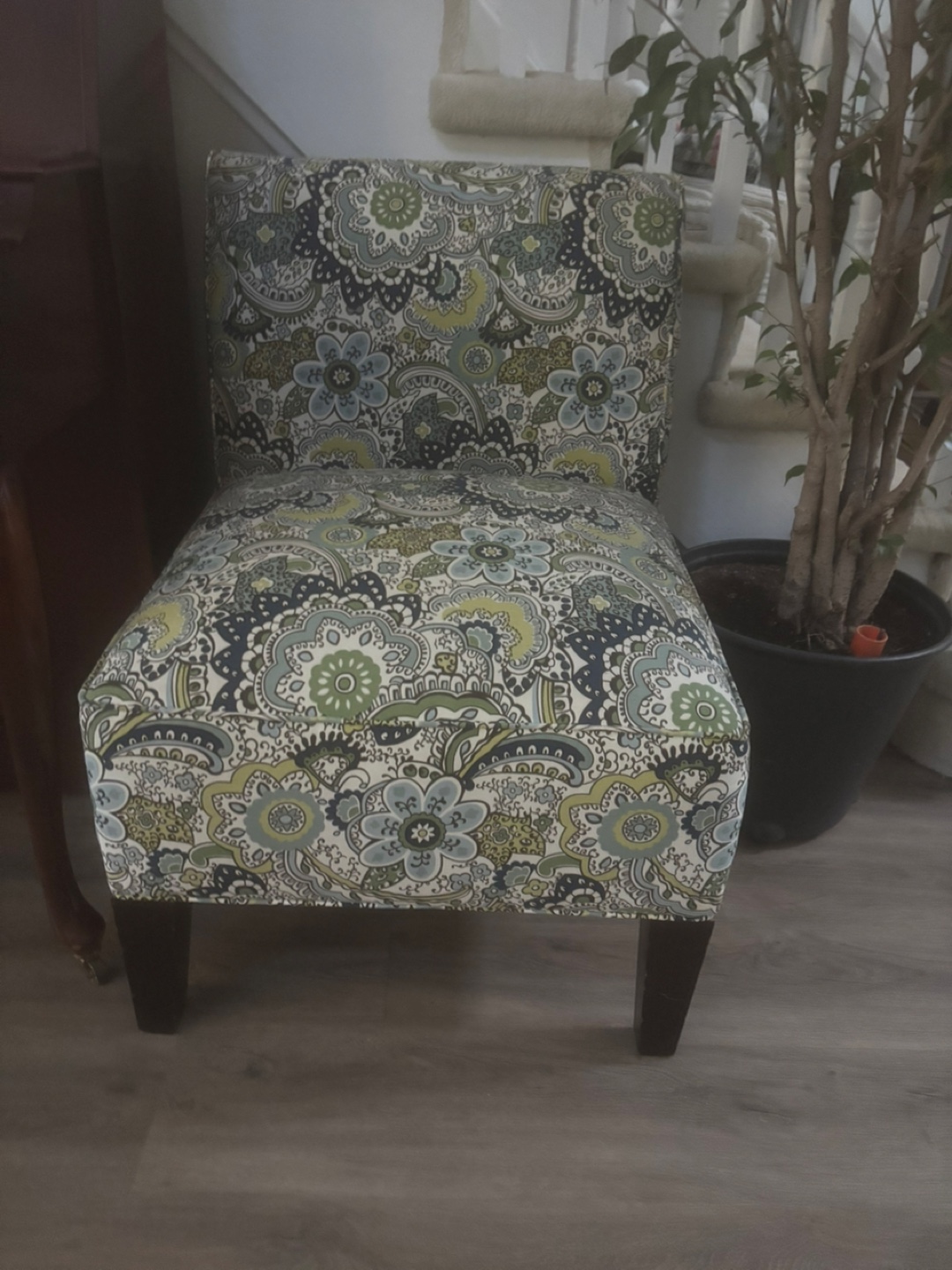 Floral Accent Chair - photo 2
