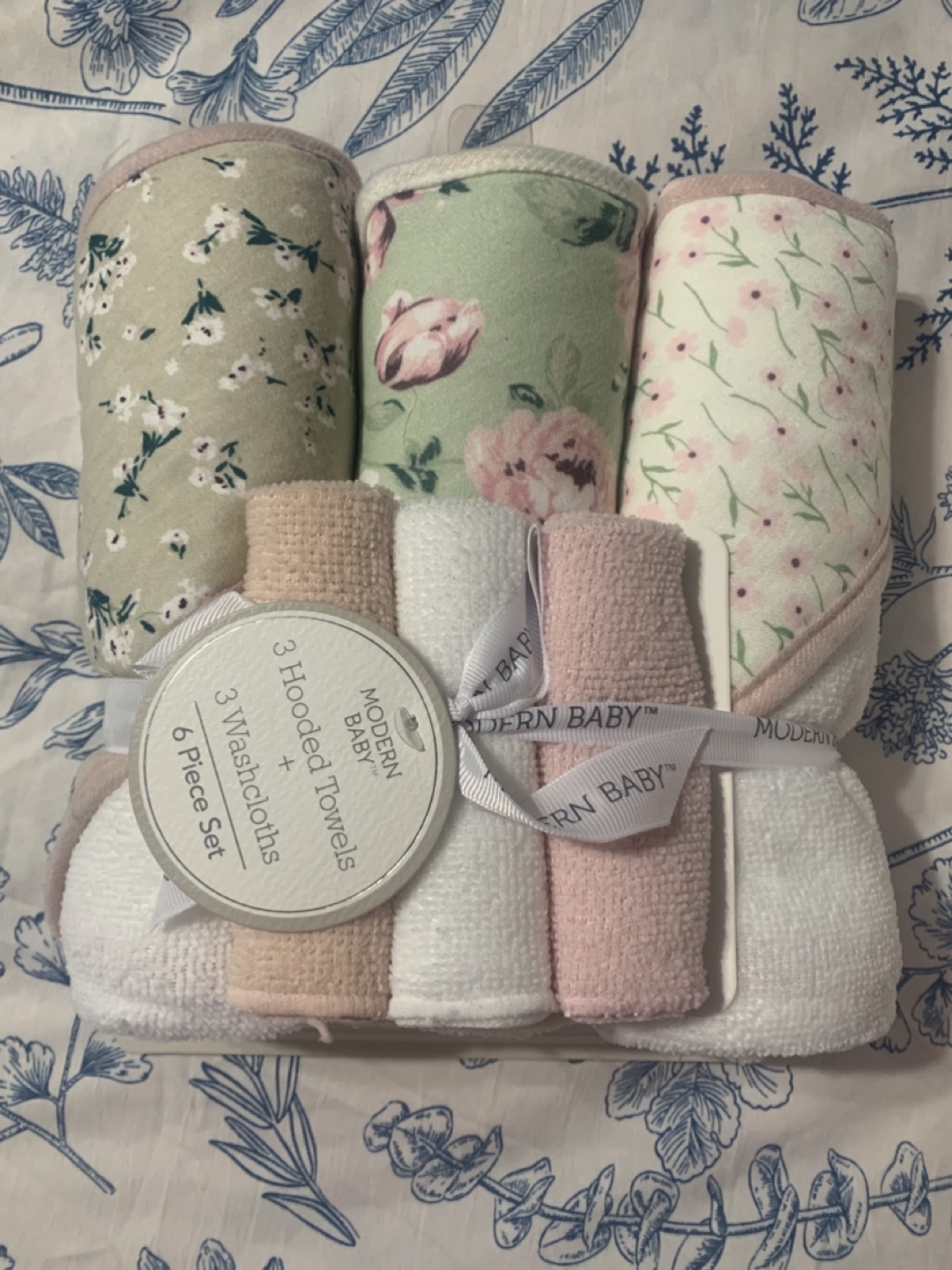 BRAND NEW Baby Blankets & Hooded Towels & Washcloths - photo 4
