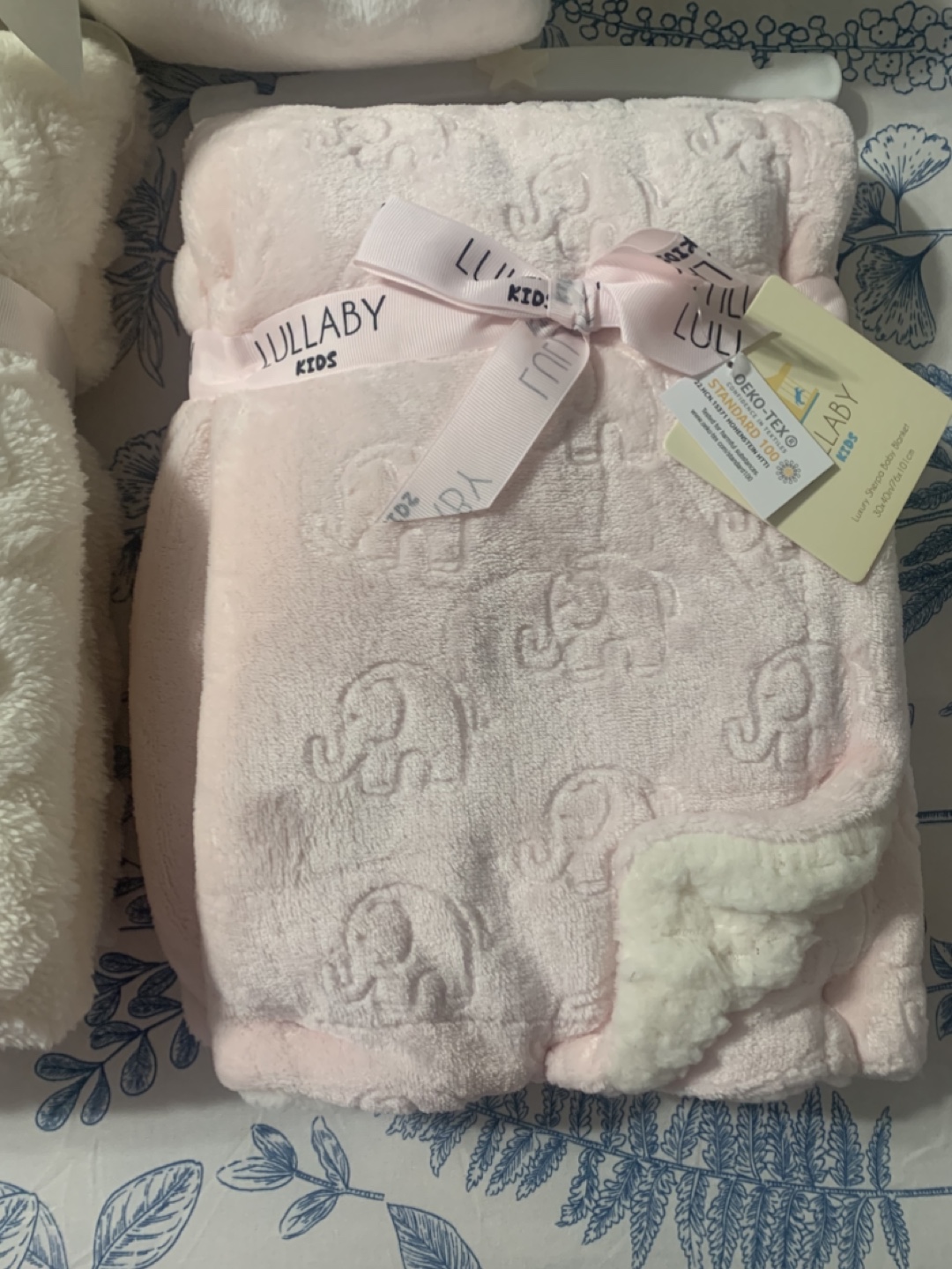 BRAND NEW Baby Blankets & Hooded Towels & Washcloths - photo 2