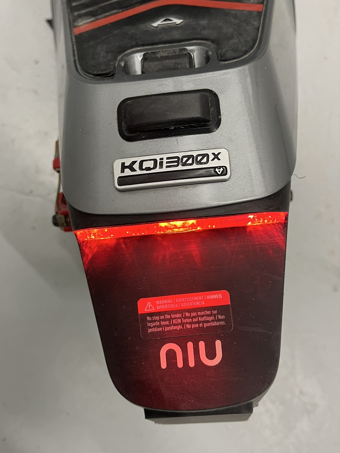 NIU KQI 300x Electric Scooter - photo 4