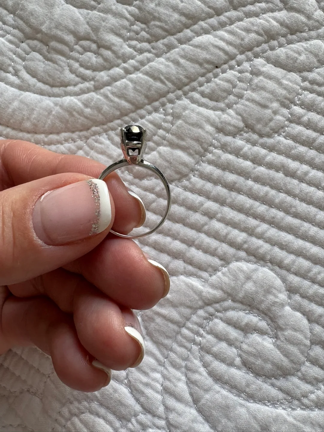 2 Karat Black Diamond Ring image indicator(6)