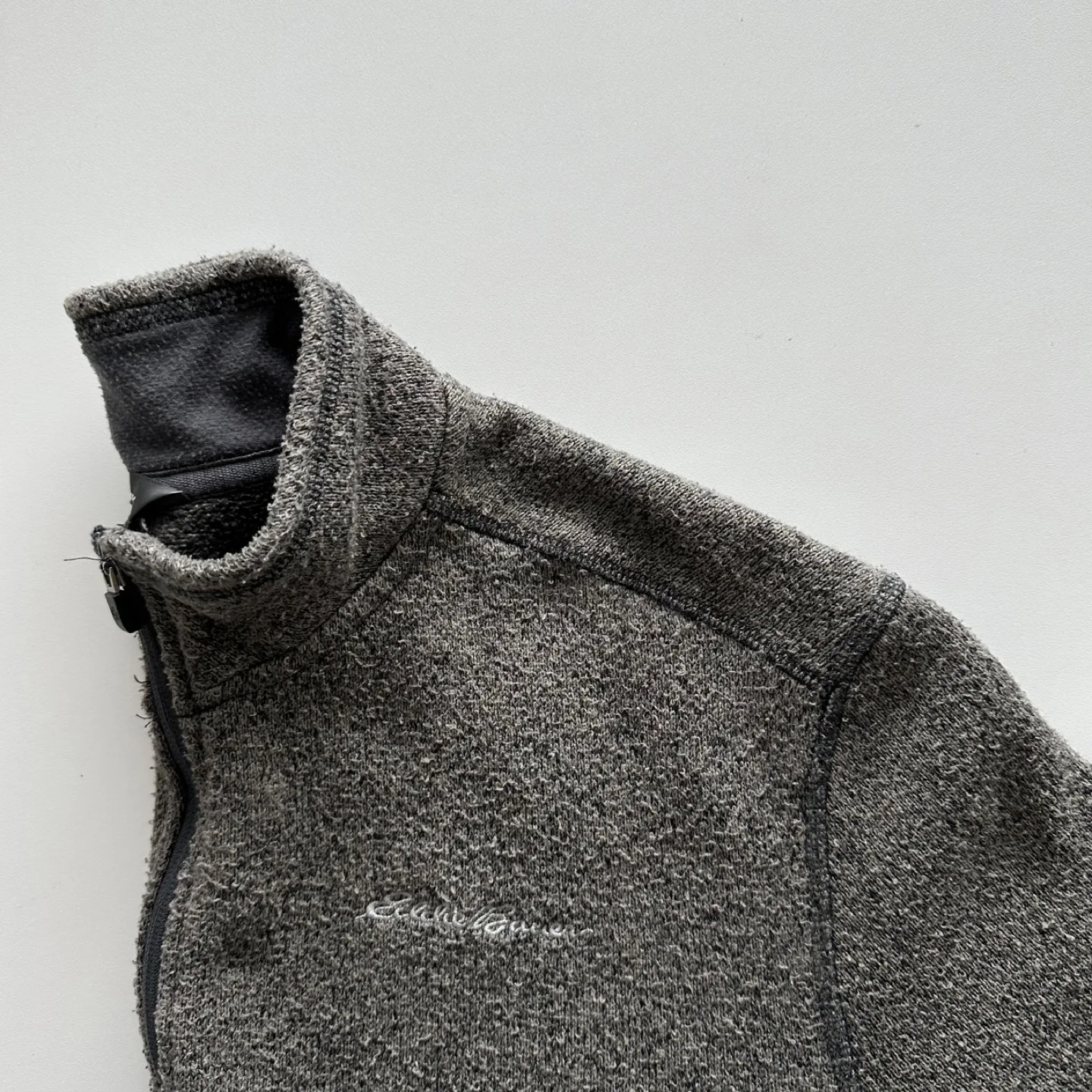 Eddie Bauer Men's Grey 1/4 Zip Fleece Pullover Size Large image indicator(4)