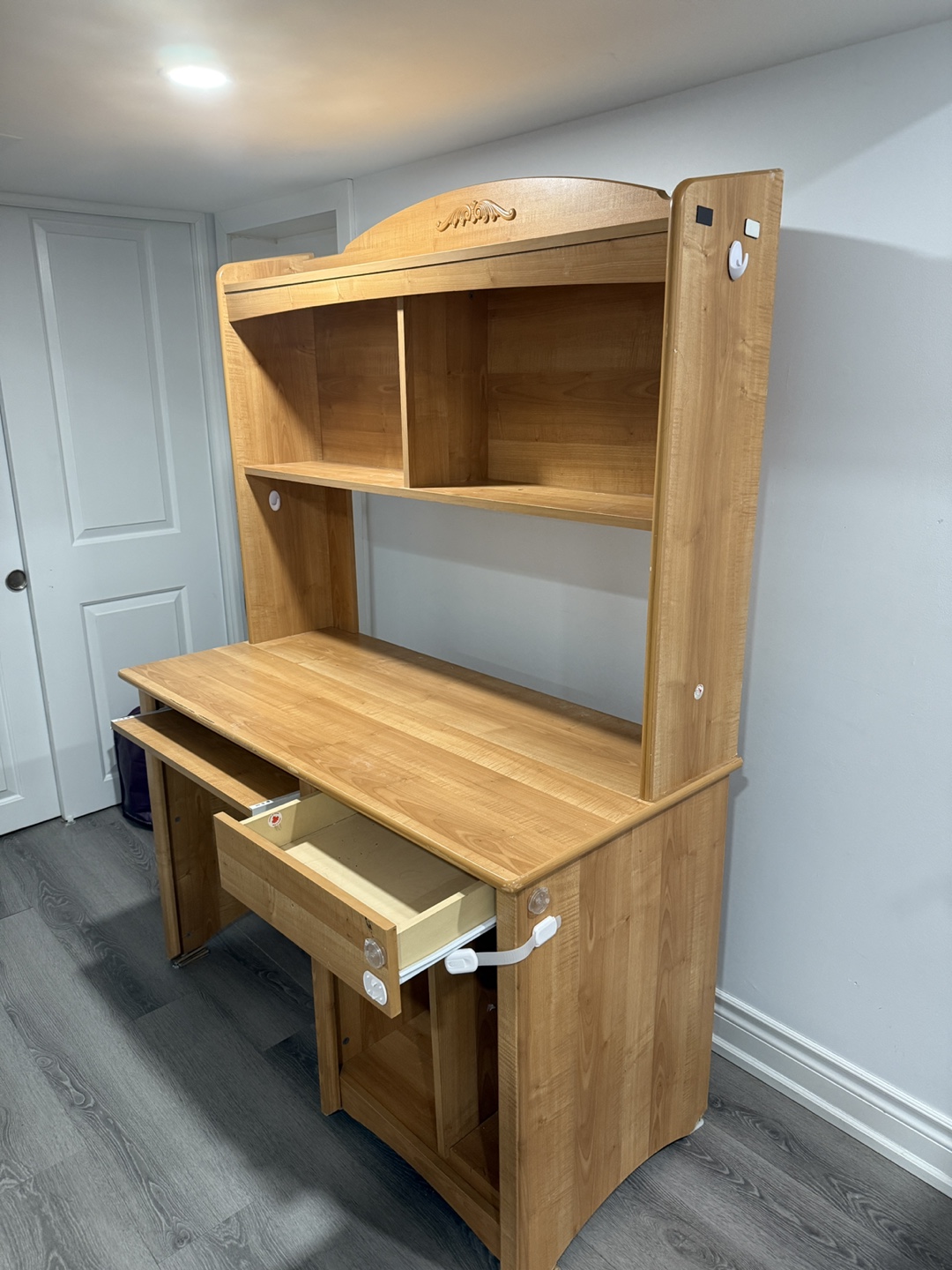 Wooden Desk - photo 2
