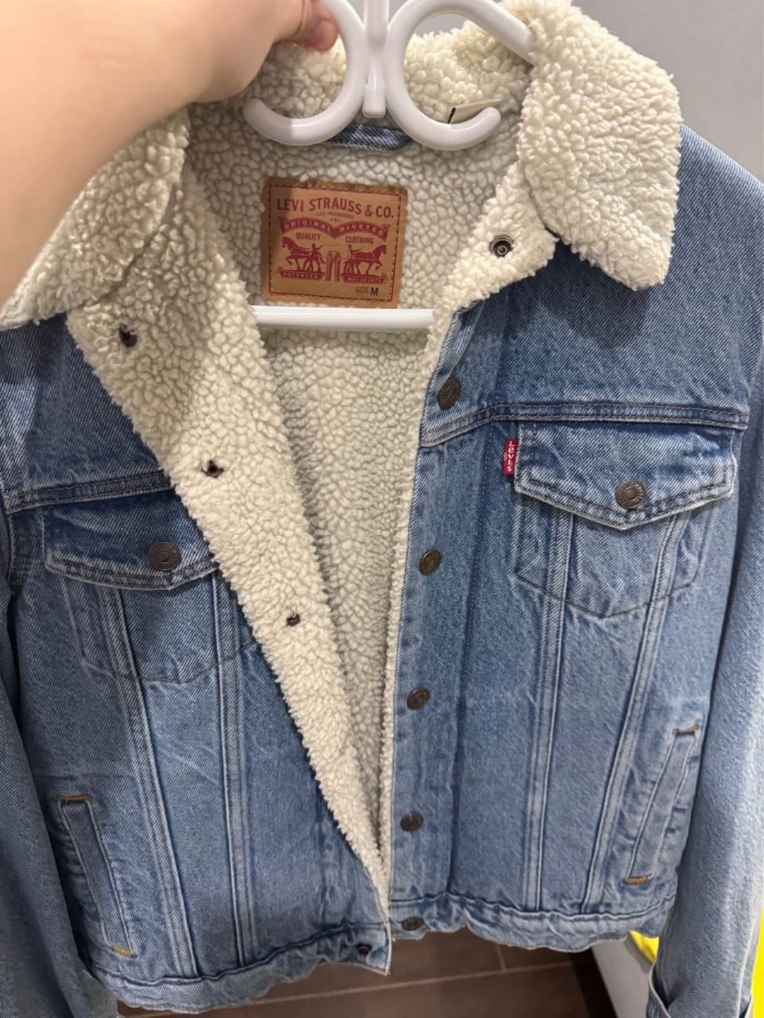 Levis fur denim jacket